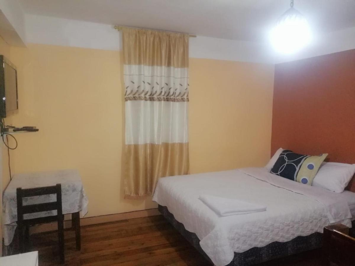 Hostal Bolivar Inn Quito Zewnętrze zdjęcie