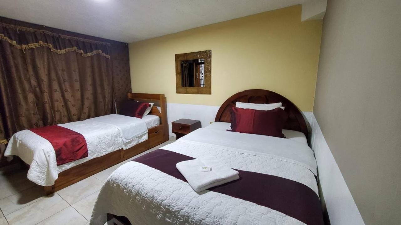 Hostal Bolivar Inn Quito Zewnętrze zdjęcie