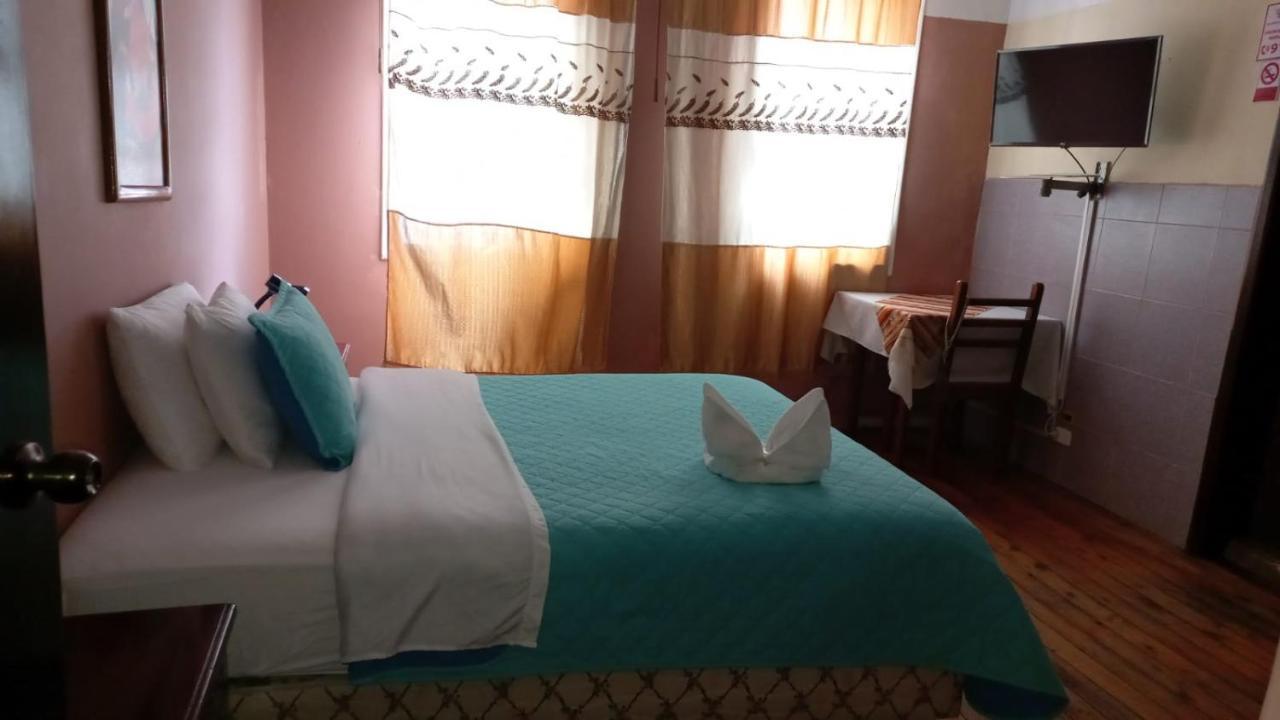 Hostal Bolivar Inn Quito Zewnętrze zdjęcie