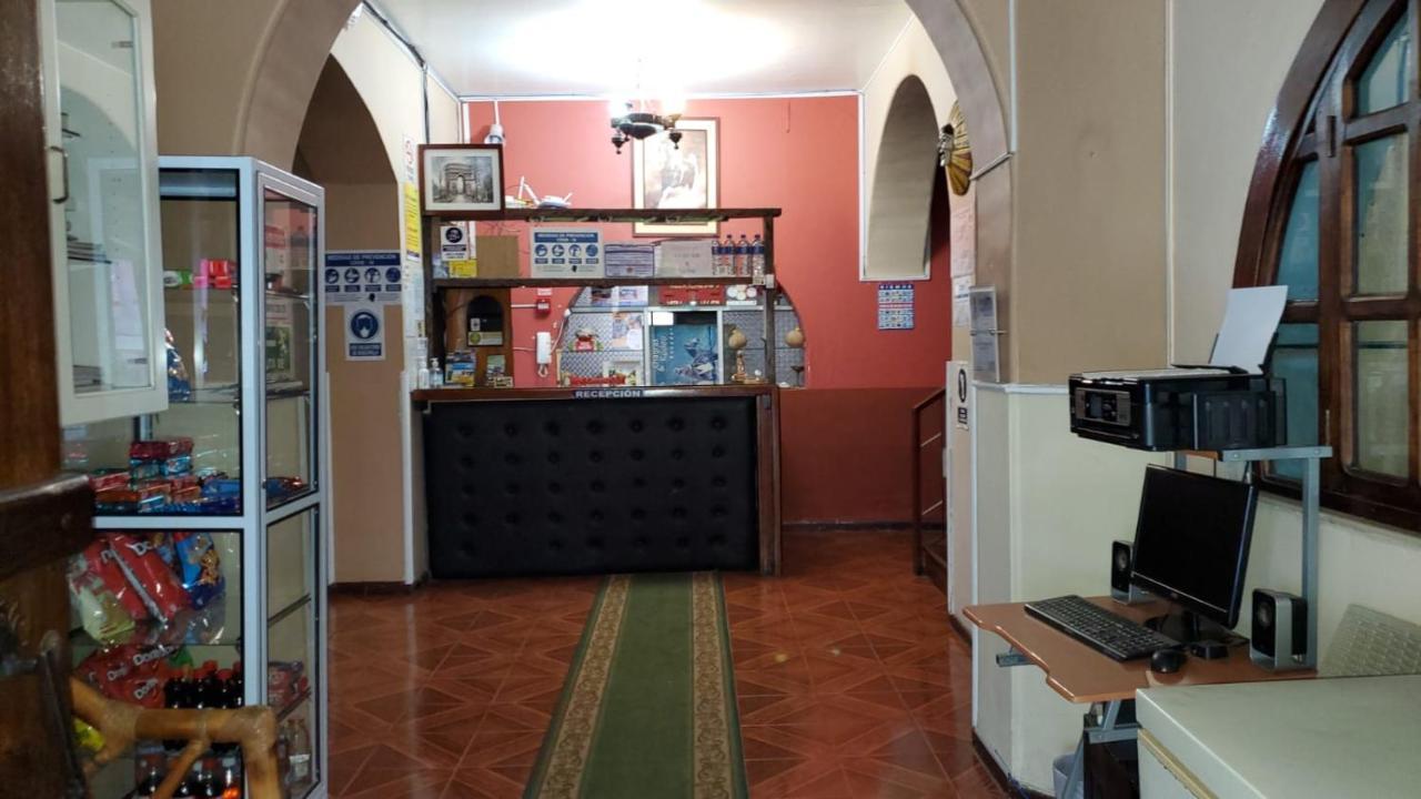 Hostal Bolivar Inn Quito Zewnętrze zdjęcie