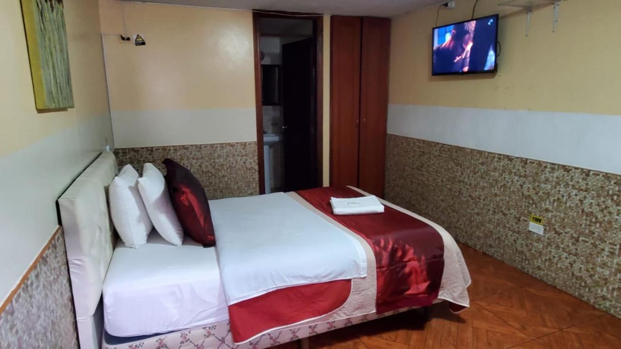 Hostal Bolivar Inn Quito Zewnętrze zdjęcie