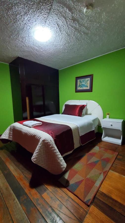 Hostal Bolivar Inn Quito Zewnętrze zdjęcie