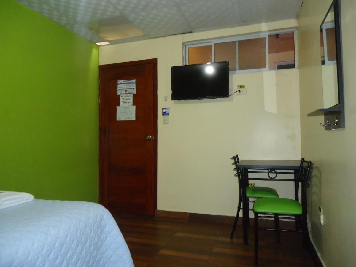 Hostal Bolivar Inn Quito Zewnętrze zdjęcie